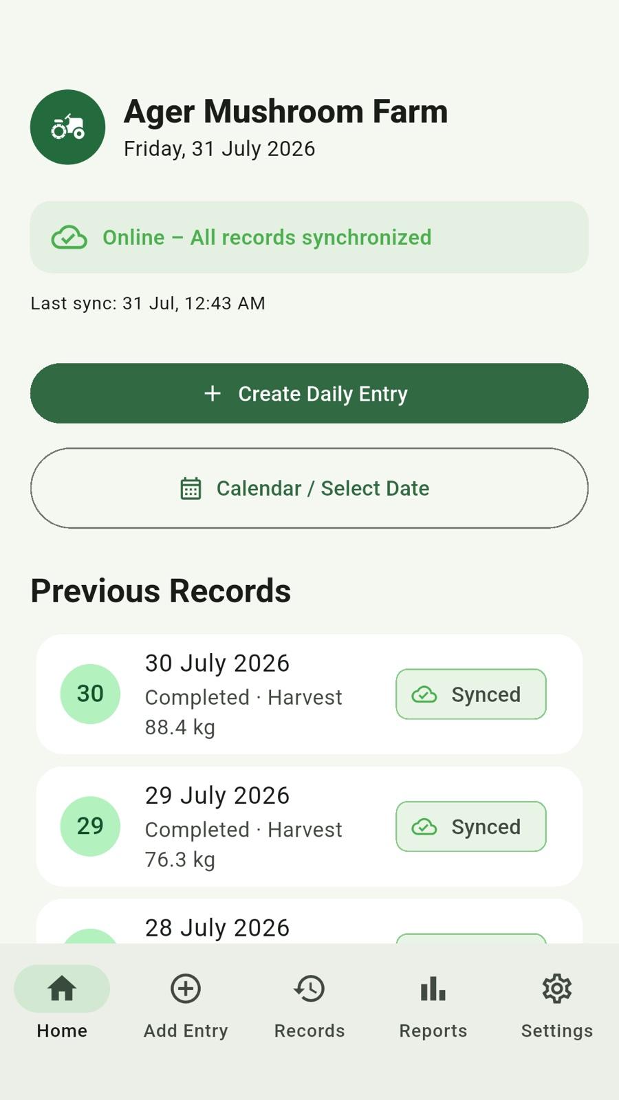 Ager Mushroom Farm home screen: all records synchronized, daily harvest entries with synced badges